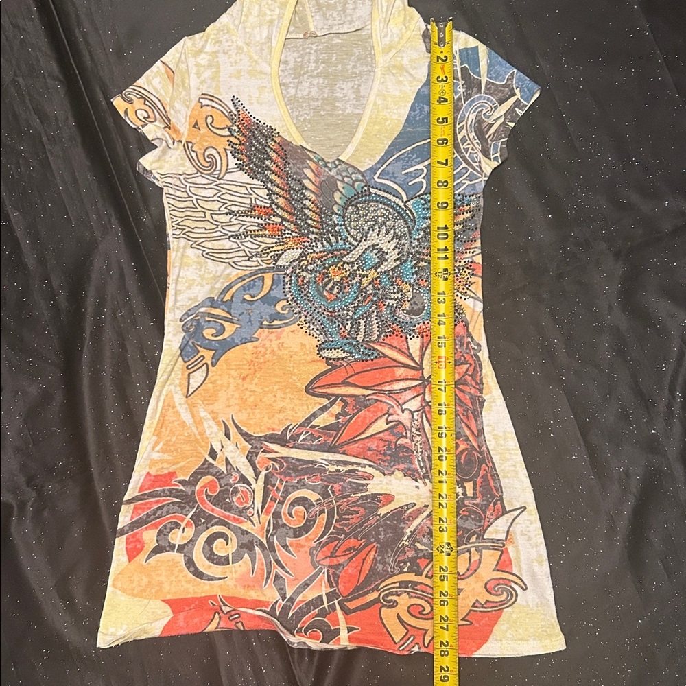 Embellished V-Neck Graphic Hoodie Tee - Picture 11 of 13